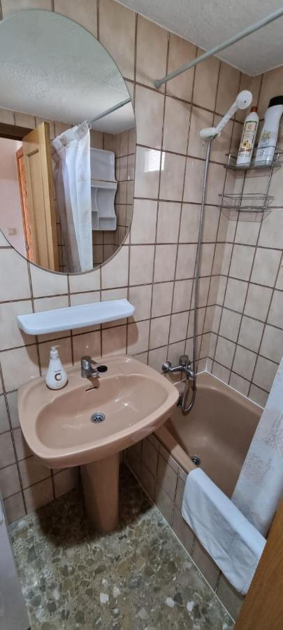 Vintage Benidorm Apartment Luaran gambar