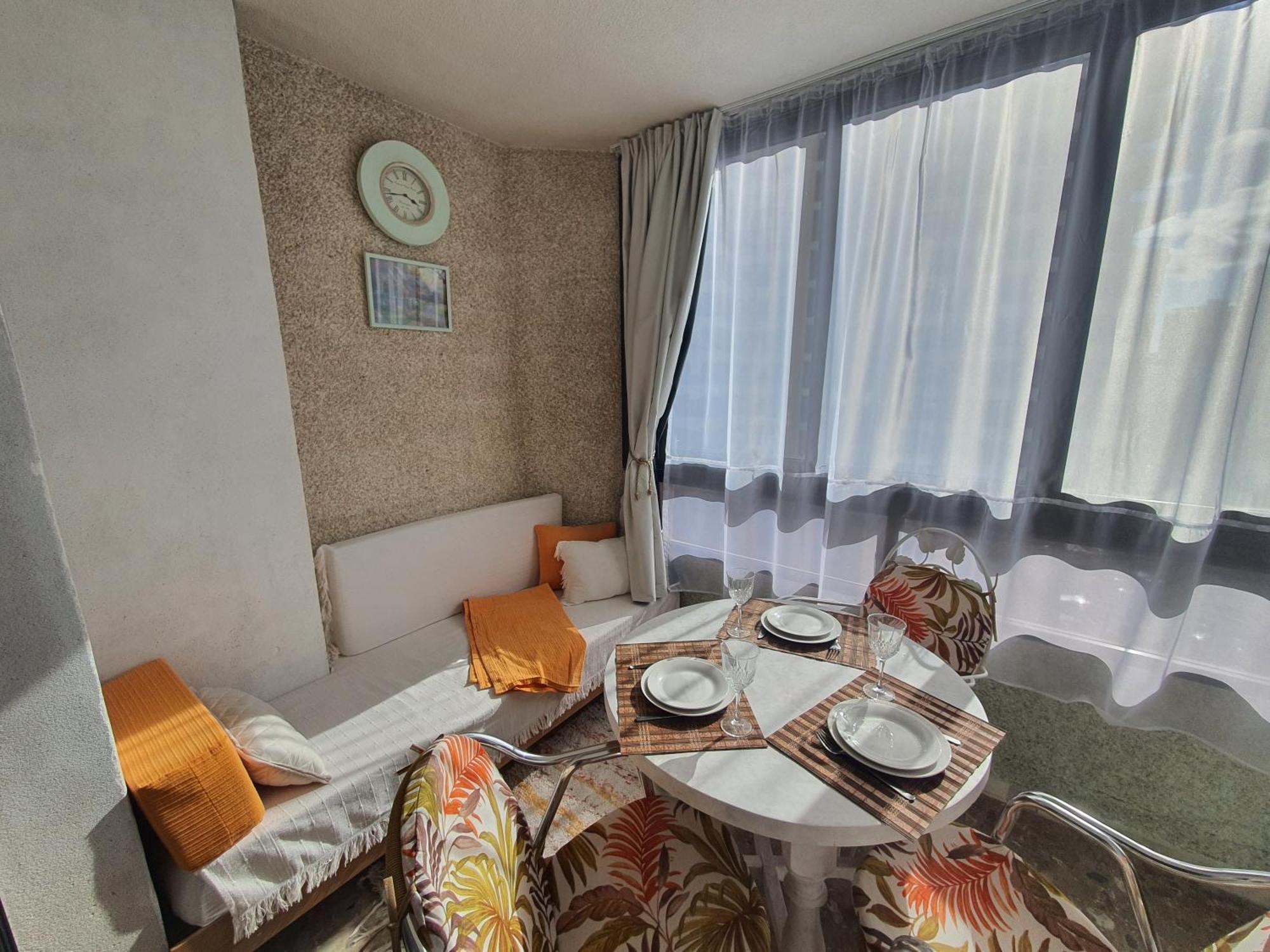 Vintage Benidorm Apartment Luaran gambar